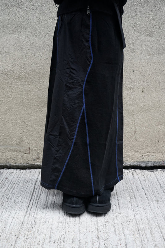 Line Long skirt / Black