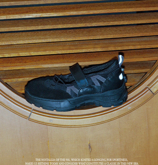【Rockfish!】Bryn Velcro Sneakers - Black