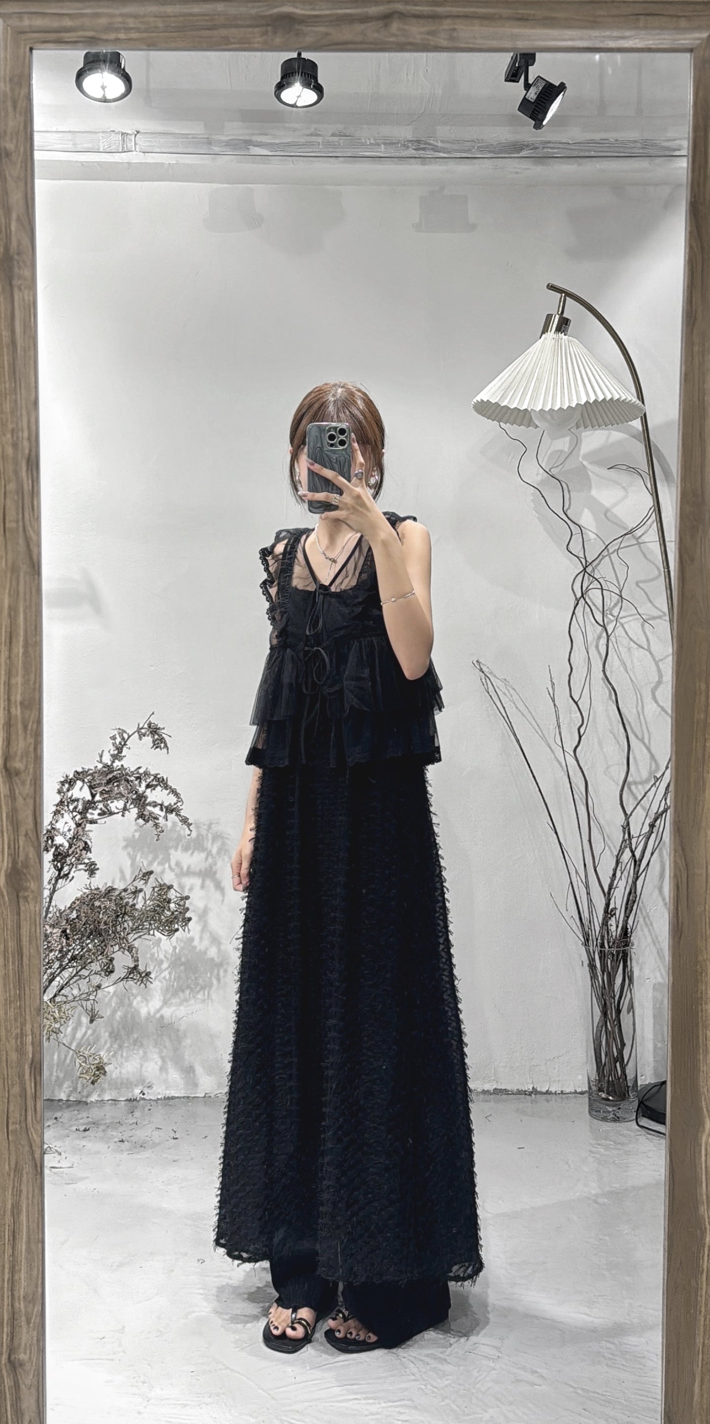 [ 超人氣！] tulle ruffle vest / black