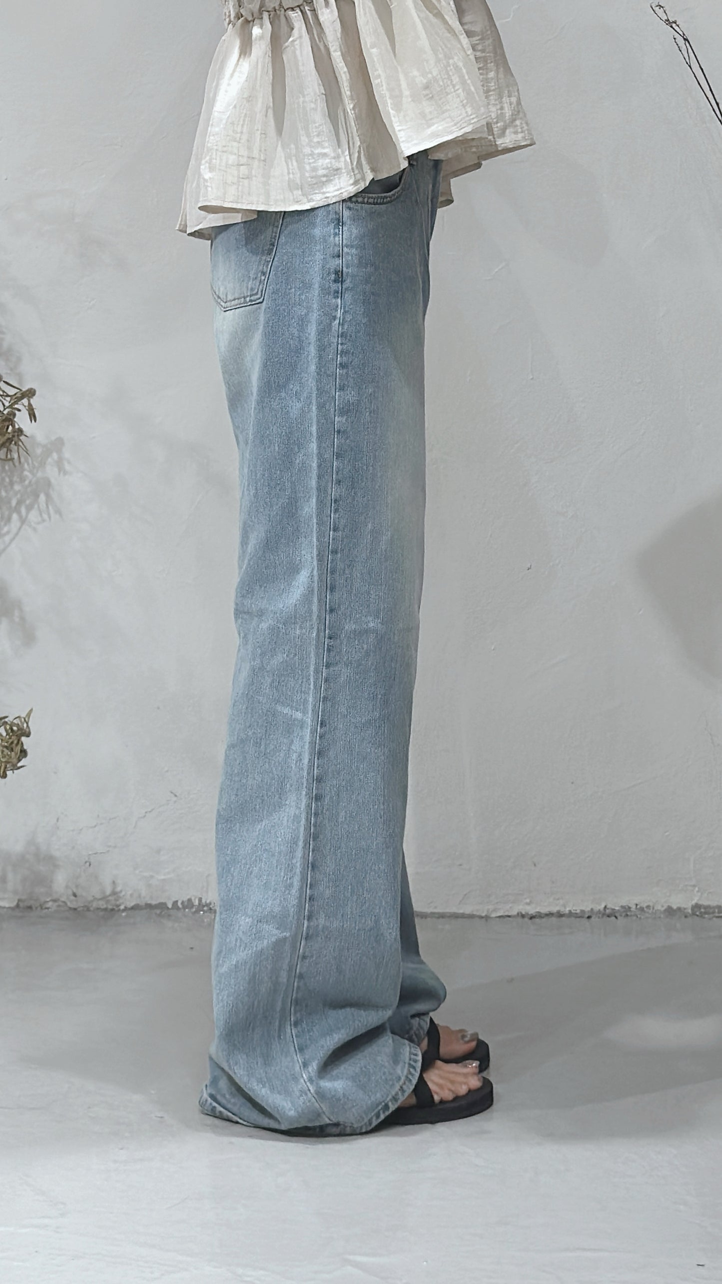 [ 店主自留! ] Washed little flare jeans / denim