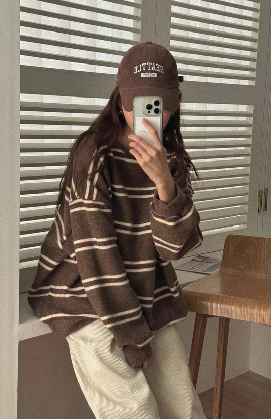 [ super comfy! 毛氈質地 好軟綿☁️] oversized striped top / brown