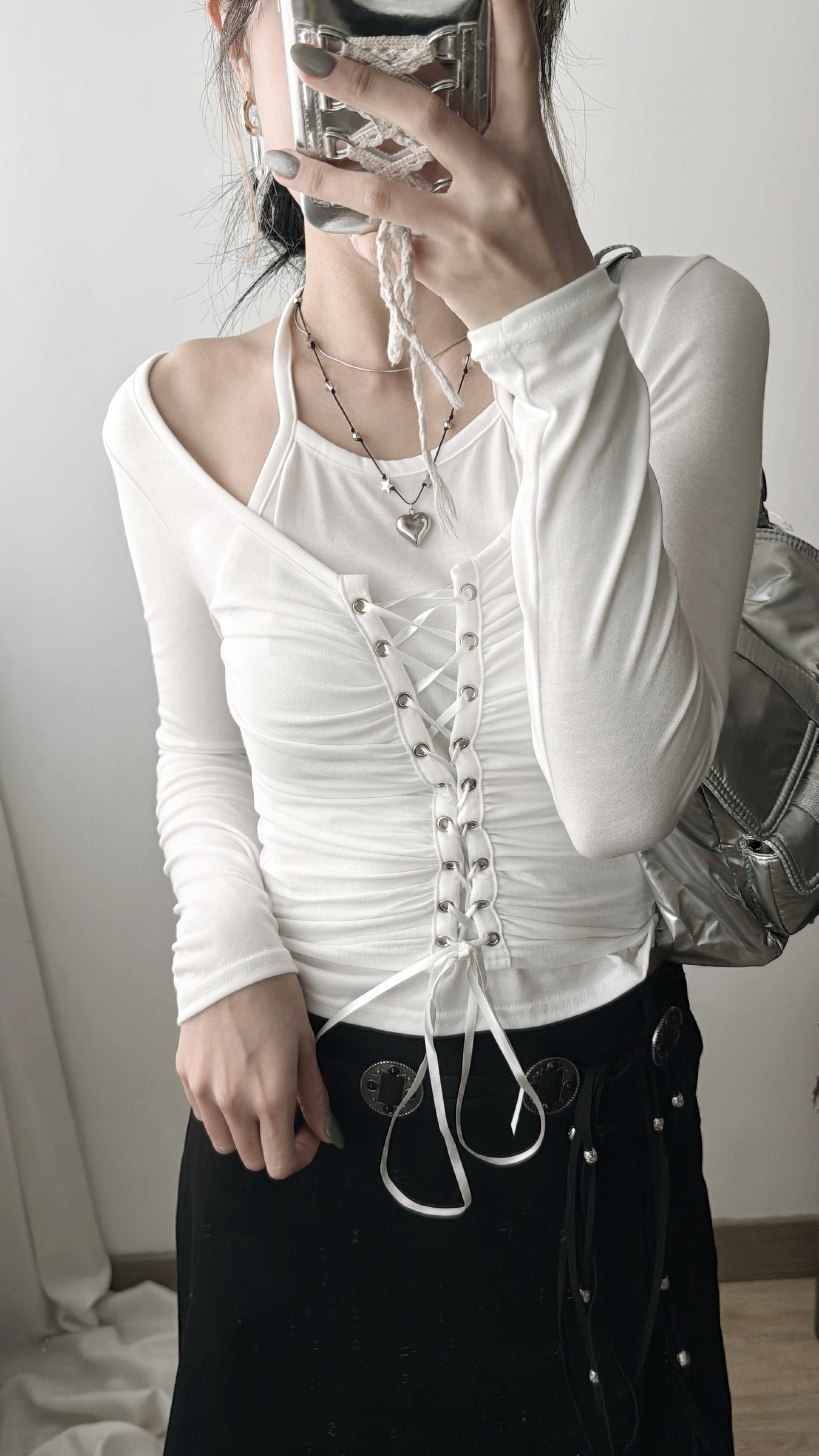 [♡ྀིRibbon lovers!] Front tied ribbon top/ White