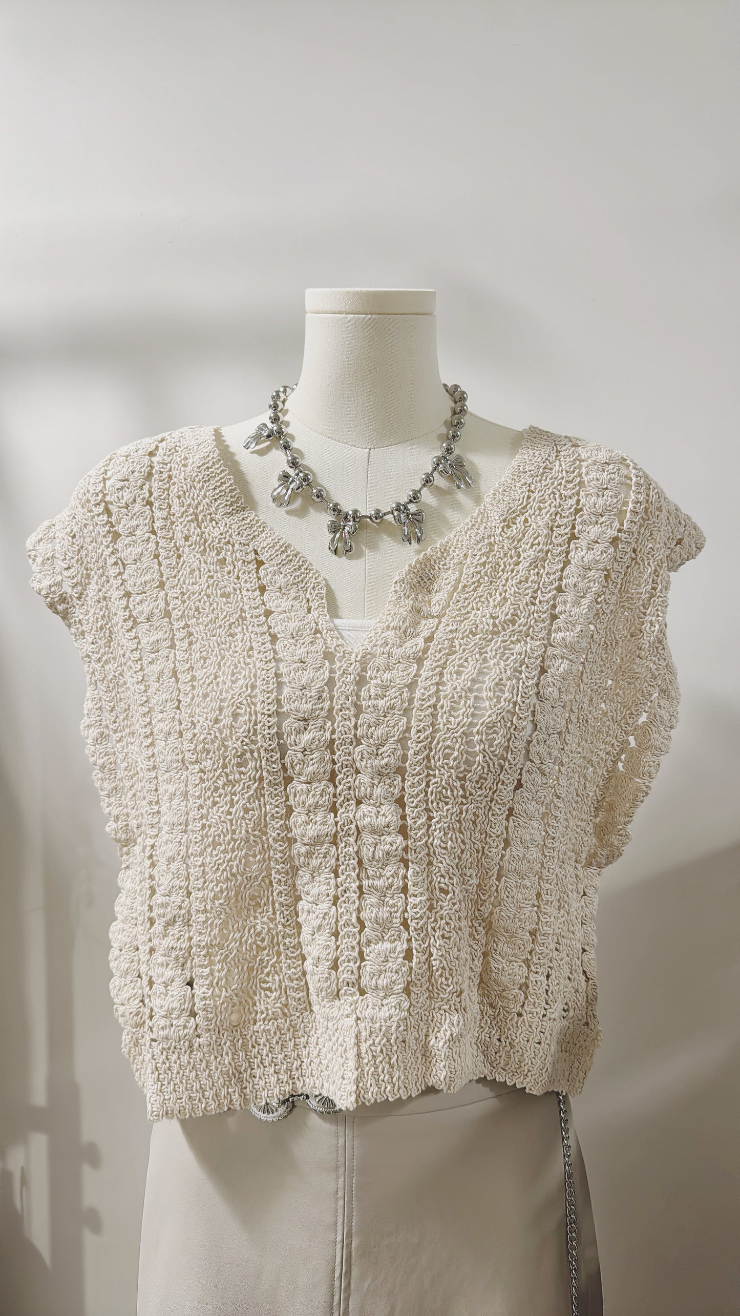 【完售即止！🌙】Jessi crocheted top/ beige