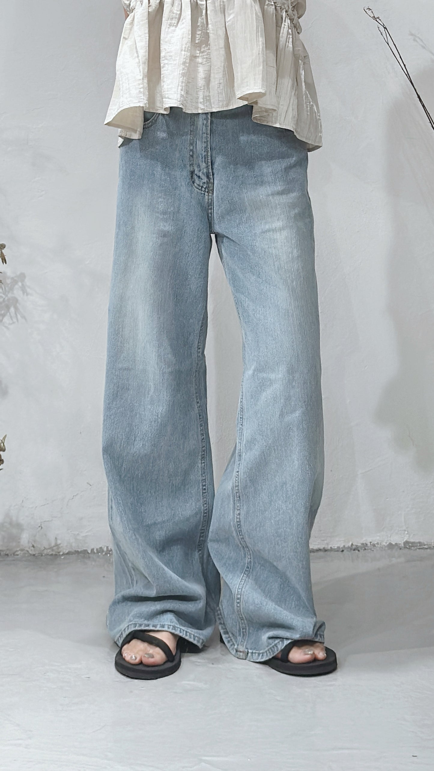 [ 店主自留! ] Washed little flare jeans / denim