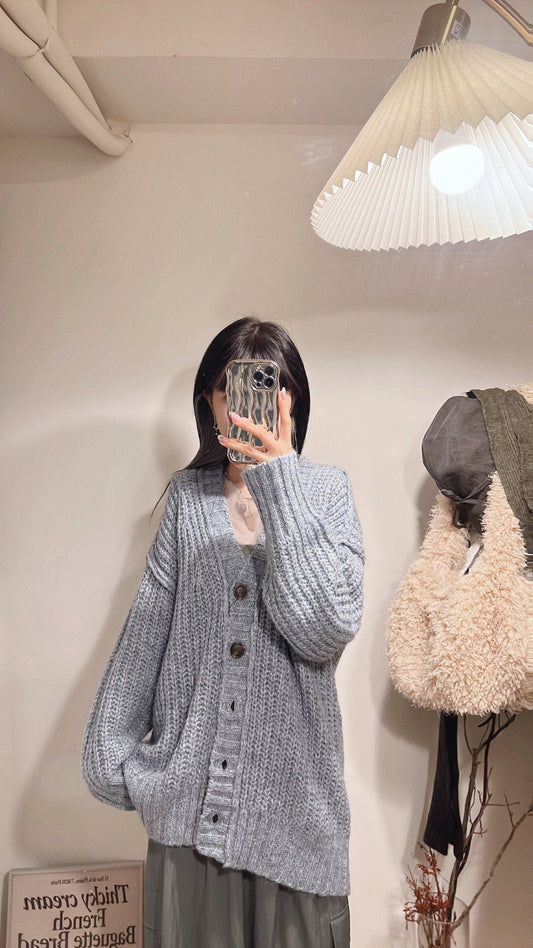 Y-collar knit outer/ blue