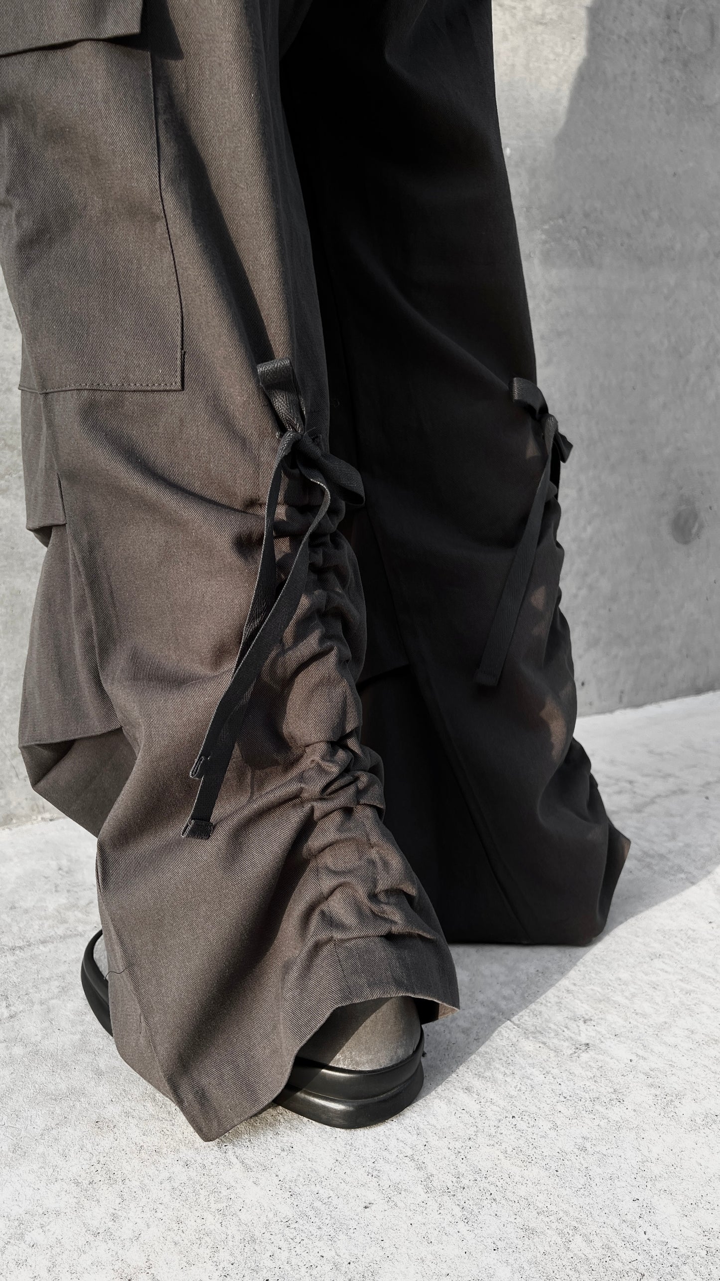 【一日限定價！】Back ribbon cargo pants/ grey