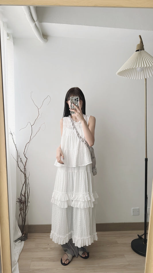 【BEST!】Cake layered top / white