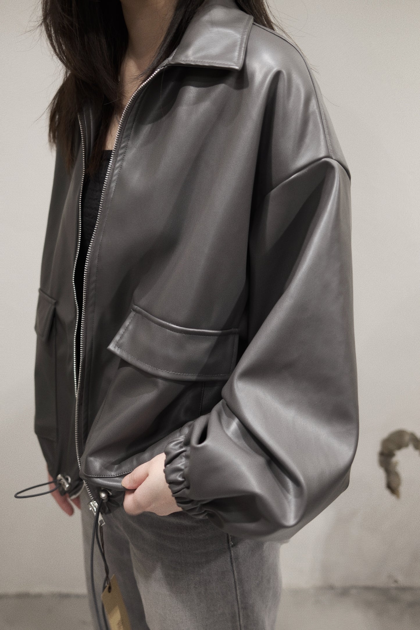 [ CP 值超高！] uro leather jacket / charcoal