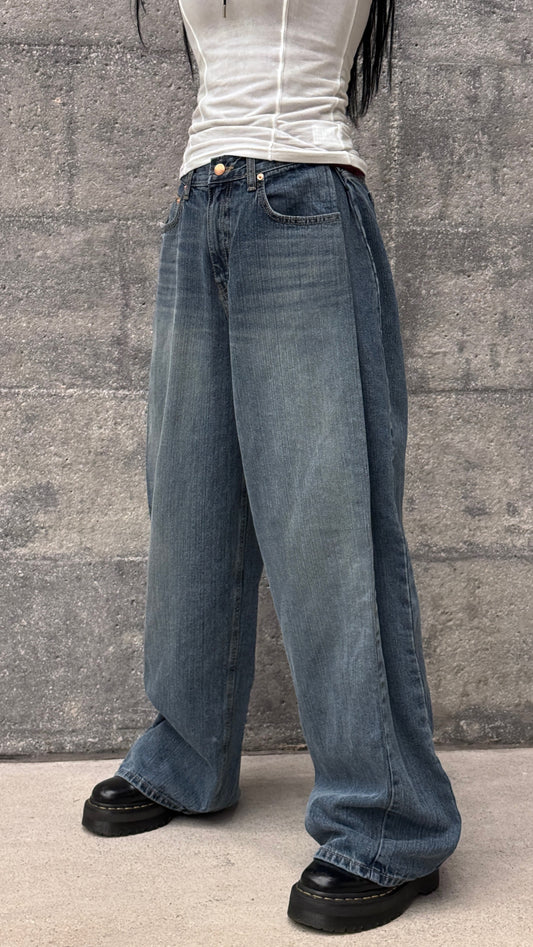 【Denim series👖 !】Baggy Dart jeans / Denim