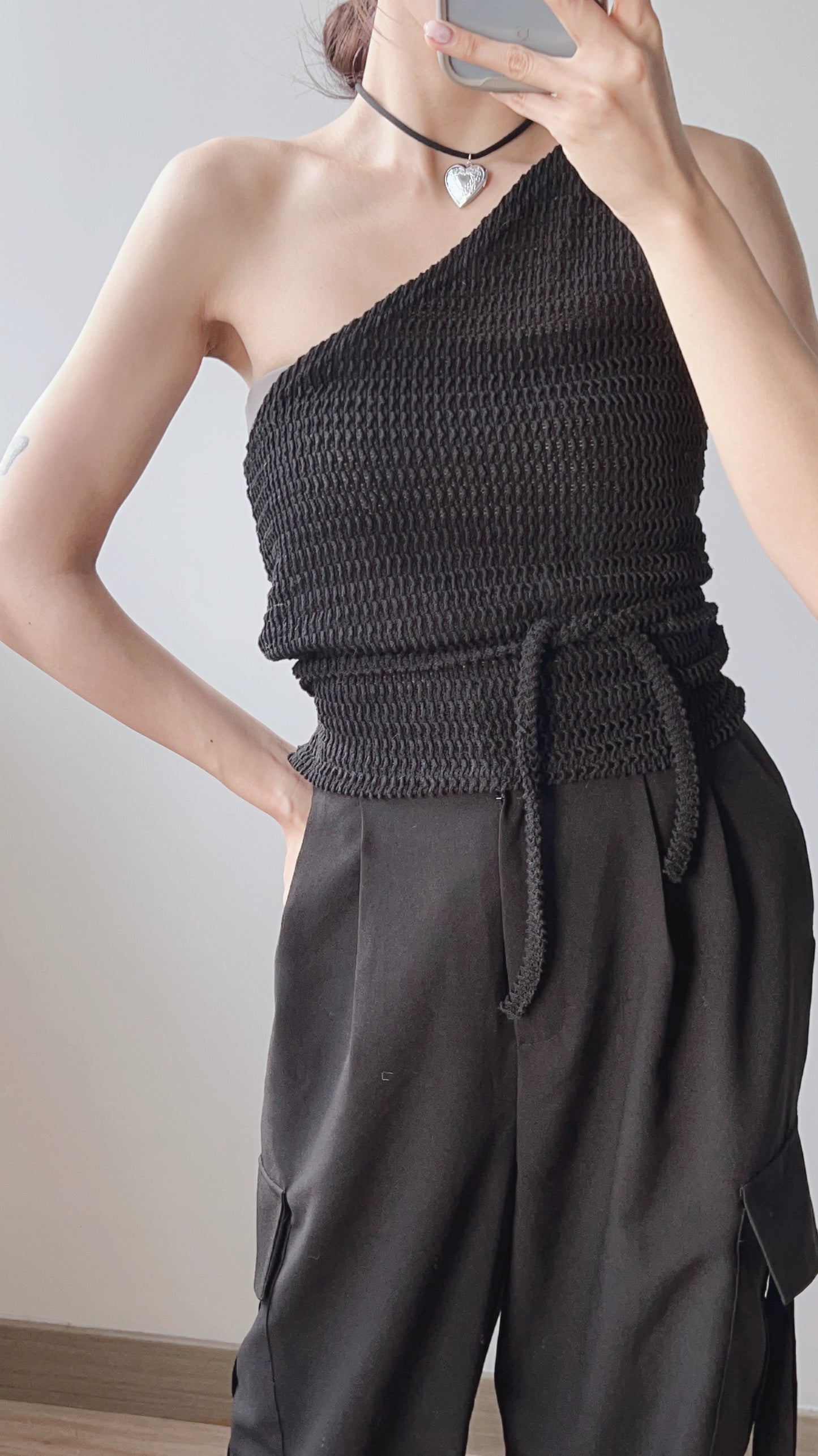 (MY PICKS!) Unbalance knit vest/ black